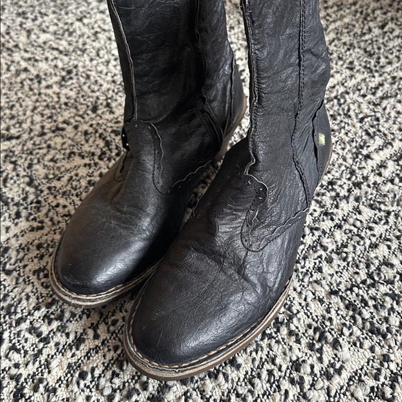 El Naturalista 531 Womens Black Crinkle Leather Zip Heel Boots Sz 38 - Picture 3 of 7